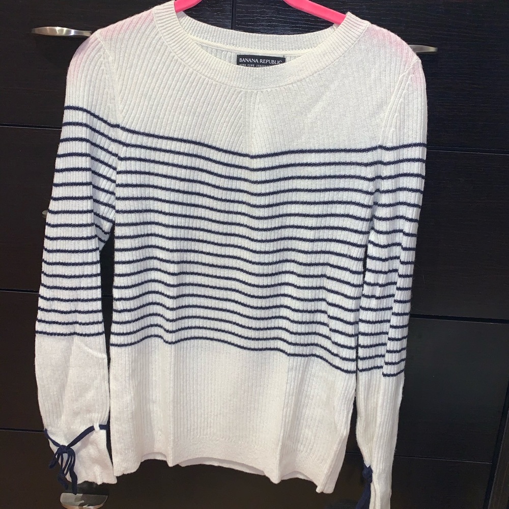 Banana republic fine Italian yarn striped sweater